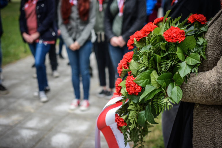 Antikommunisten zu Gast bei der virtuellen Befreiungsfeier