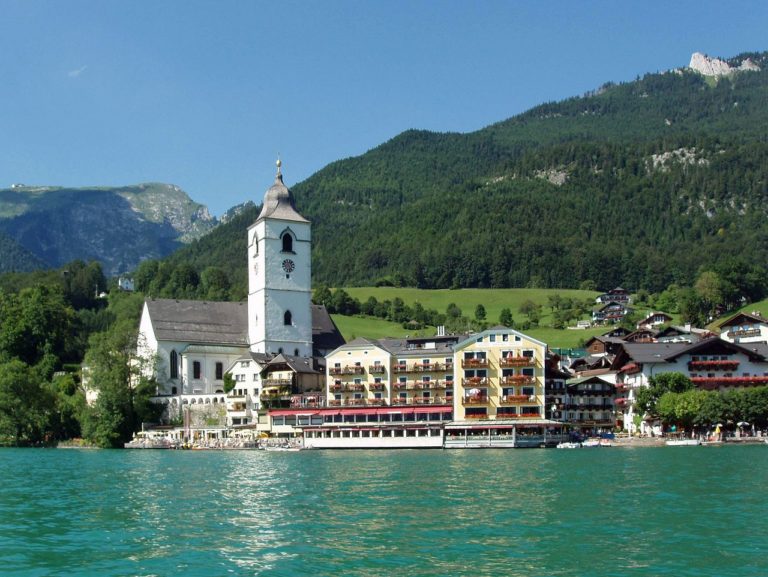 Am Wolfgangsee steht das Unglück vor der Tür