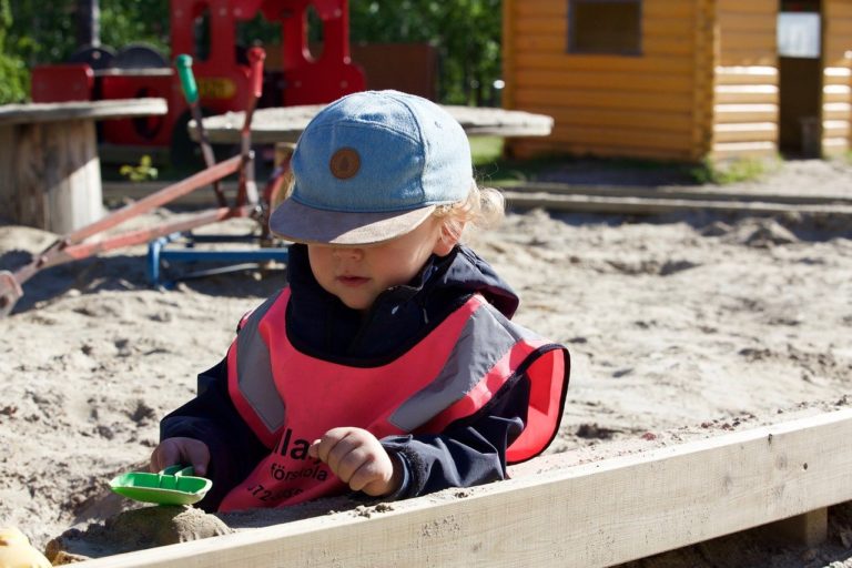 Personalmangel in Kinderbetreuung gelöst durch 30-Stunden-Kurs?