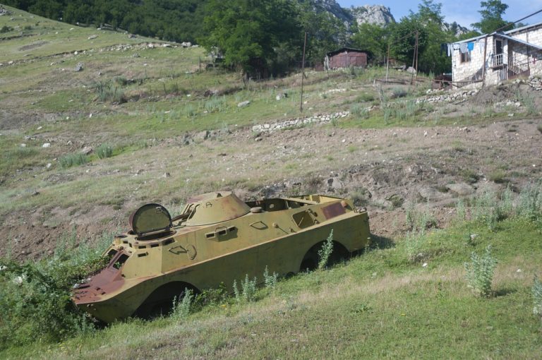 Schwere Angriffe Aserbaidschans auf Berg-Karabachs Hauptstadt