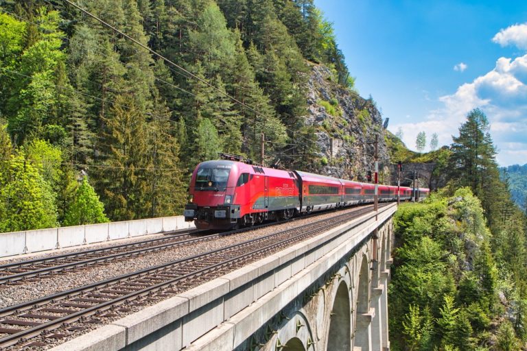 Westbahn-Züge fahren weiter im gewohnten Takt