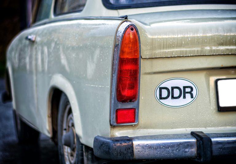 Der späte Siegeszug der DDR: Trabant lässt Tesla hinter sich