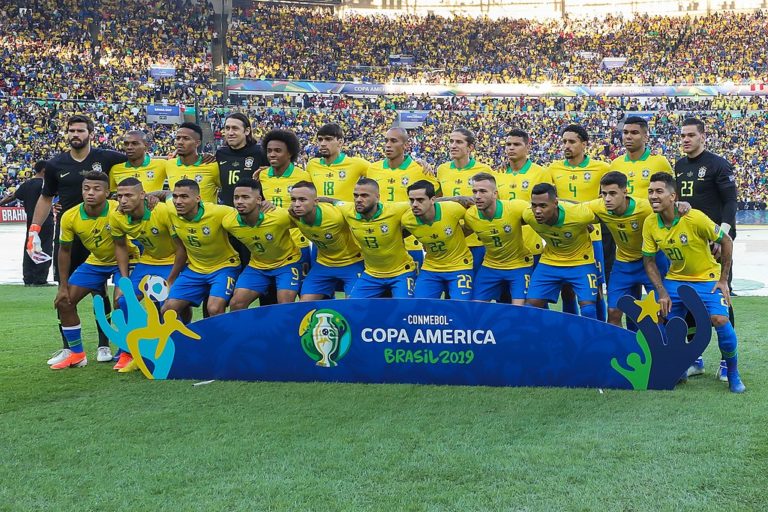 Kritik an Copa América in Brasilien