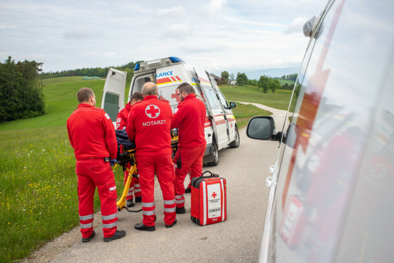 Drei Verletzte wegen Alkohol am Steuer