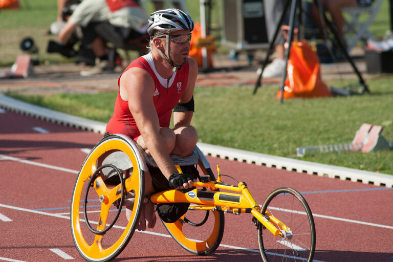 XVI. Paralympics in Tokio eröffnet