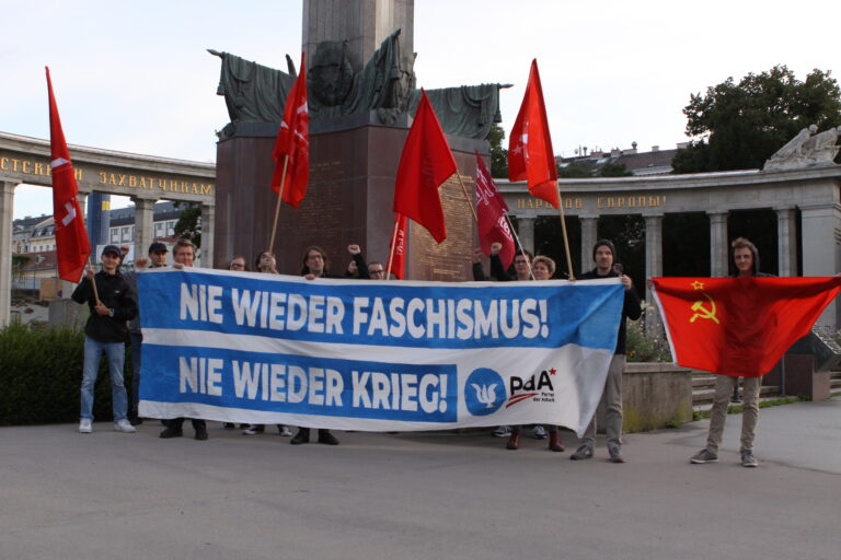 Kundgebung zum Antikriegstag in Wien