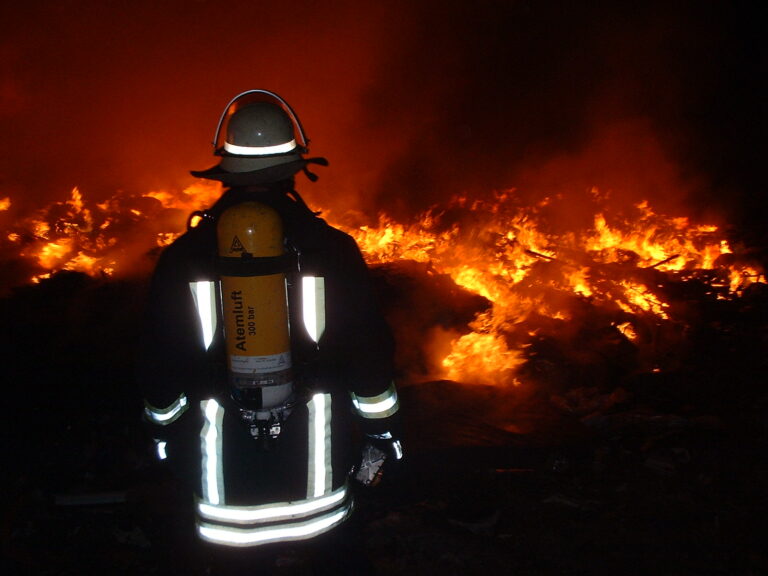 Großbrand in steirischer Mülldeponie