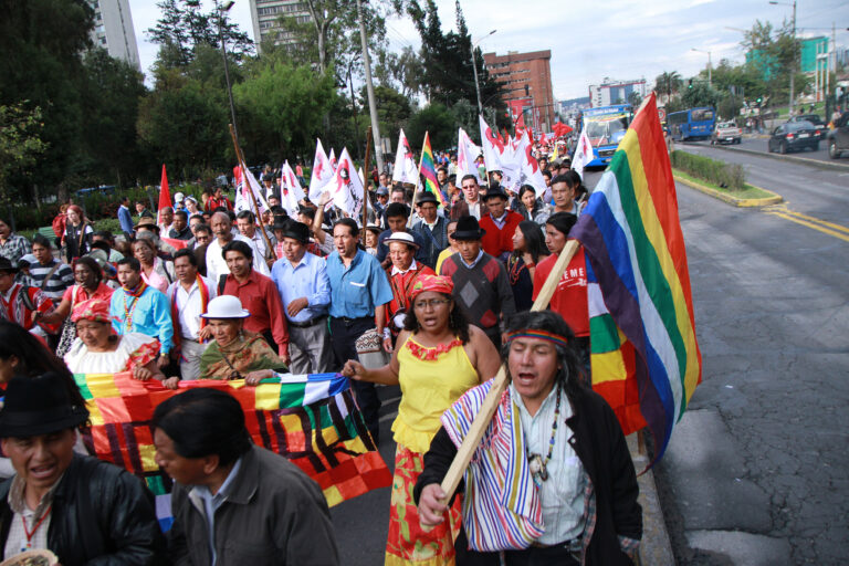 Indigenen-Proteste erschüttern Ecuador