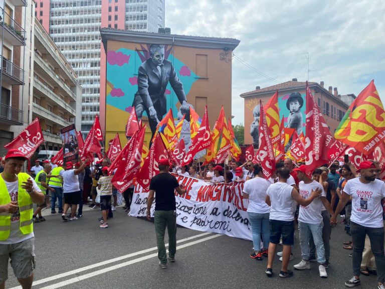 Demonstration in Piacenza zur Freilassung der acht Gewerkschafter