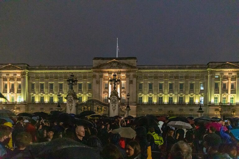 Streiks in Großbritannien vorübergehend ausgesetzt