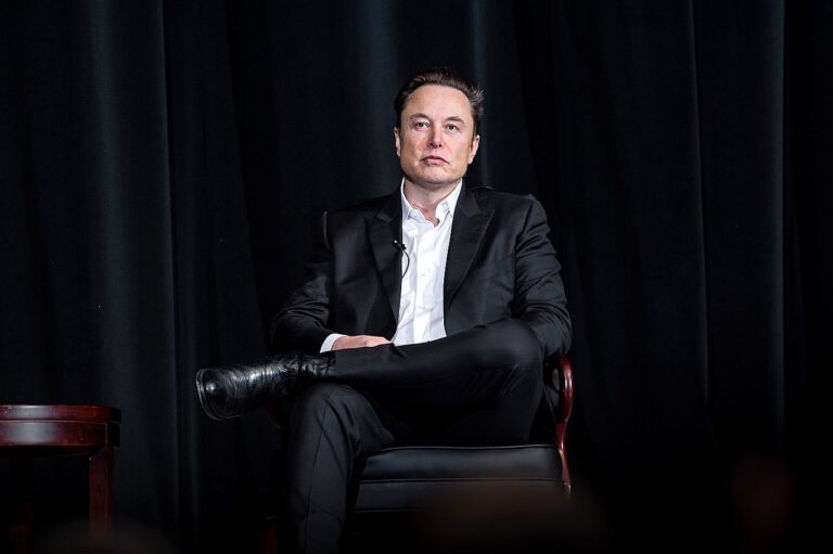 Elon Musk übernimmt Twitter