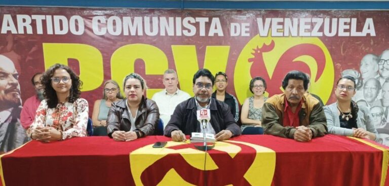 Venezuela: Nachdem sich die KP nicht beugen lässt, kauft sich Maduro eben eine neue und macht Parteitag