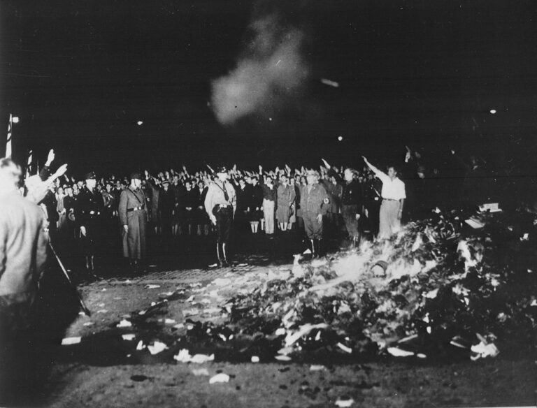 Vor 90 Jahren: Bücherverbrennungen im faschistischen Deutschland