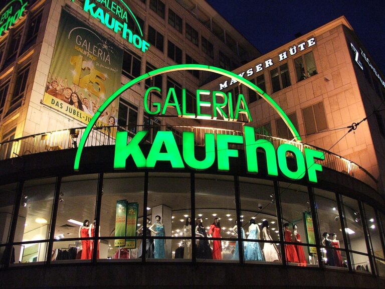 Warnstreik bei Galeria Karstadt Kaufhof