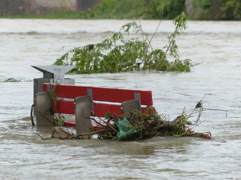 Steiermark: Schwere Unwetter fordern Evakuierungen und Großeinsätze der Rettungskräfte