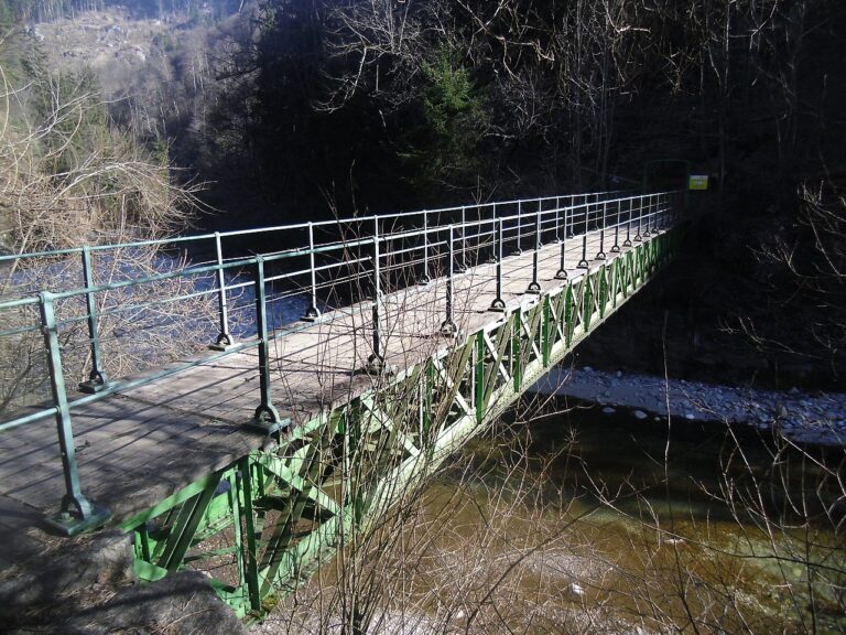 Illegale Party in Stillschlucht aufgelöst