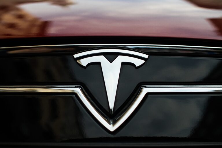 Schweden: Streik bei Tesla-Zulieferbetrieb