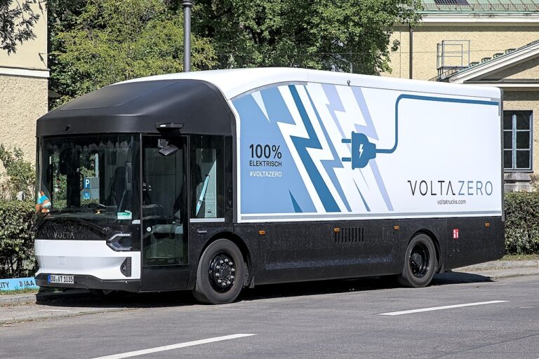 Volta Trucks insolvent, wieder Personalabbau bei Steyr Automotive