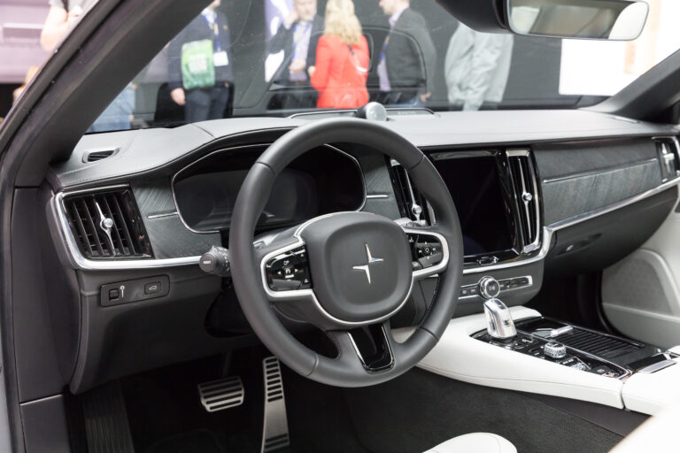 Elektroautohersteller Polestar baut weltweit rund 450 Stellen ab