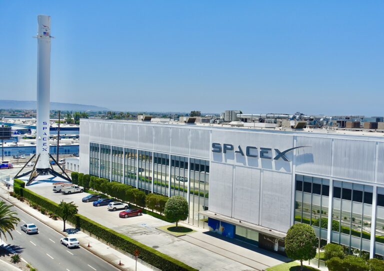 Mutmaßlich illegale Kündigungen bei SpaceX