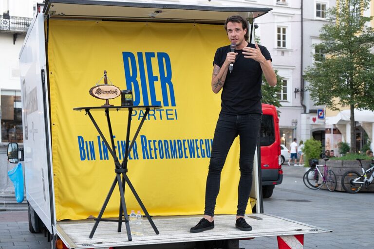 Bierpartei: Antidemokratisch und asozial