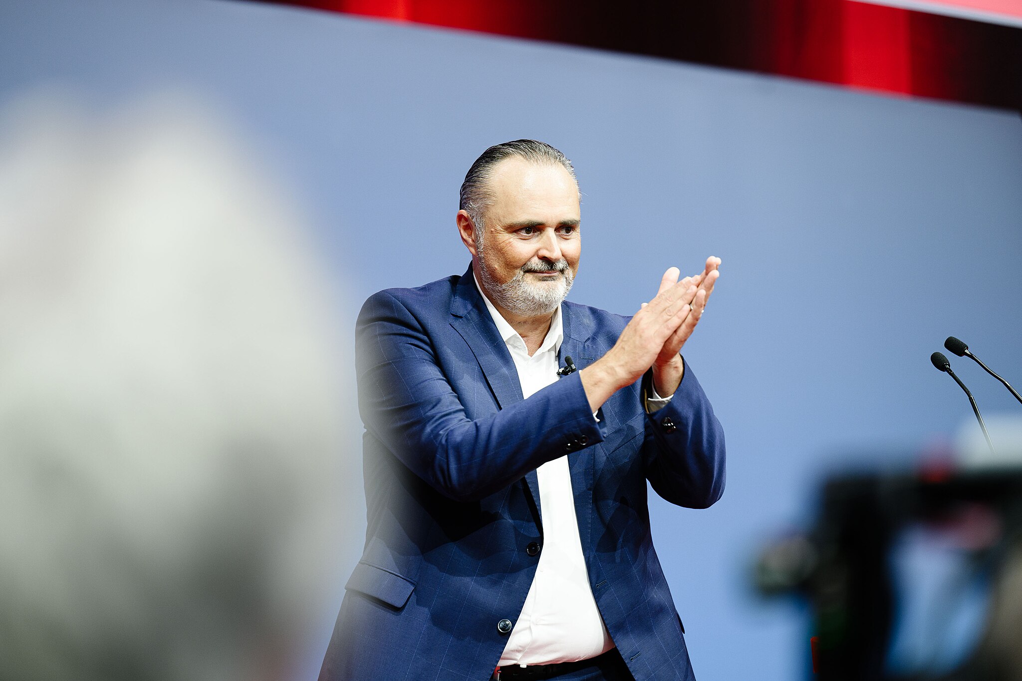 Die Selbstaufgabe einer Partei