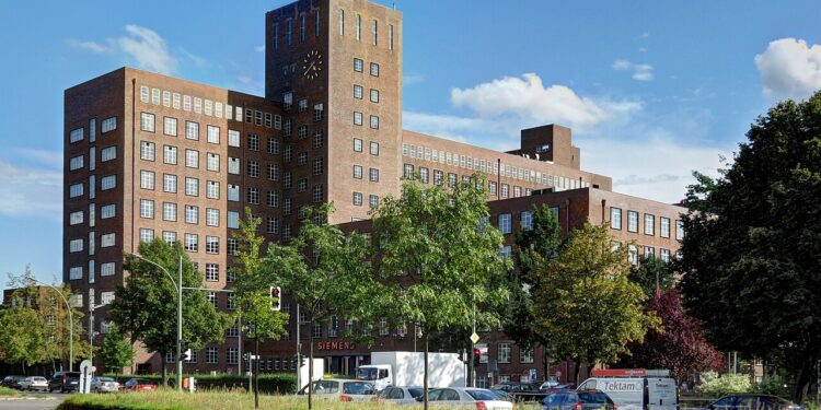 BRD: Siemens baut 6000 Stellen ab – Unklarheit über Auswirkungen in Österreich