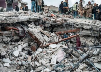 Mehr als 1.000 Tote nach schwerem Erdbeben in Myanmar