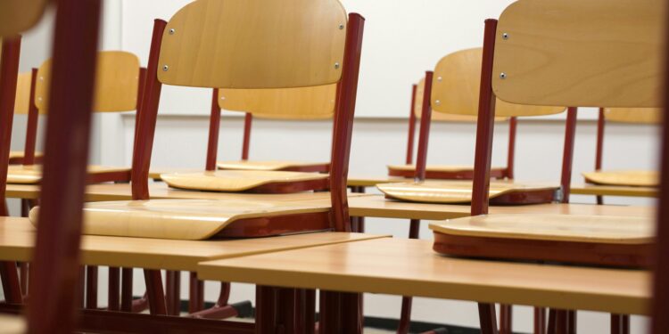 EU-Schulen in Brüssel: Lehrerstreik für bessere Arbeitsbedingungen und Lehrerstatus