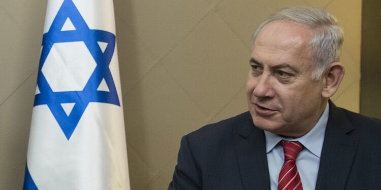 Netanjahu auf rotem Teppich statt hinter Gittern