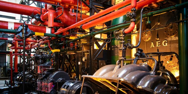 Deutsche Wirtschaft vor weiterem Abschwung: Konzerne planen Stellenabbau und Investitionsstopp