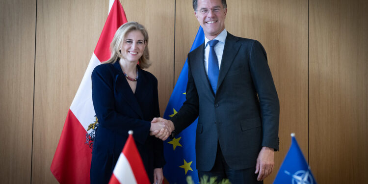 Österreich im Lager der Kriegshetzer