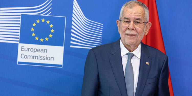 Van der Bellen in der Mongolei: Staatsbesuch im Zeichen des Kapitals