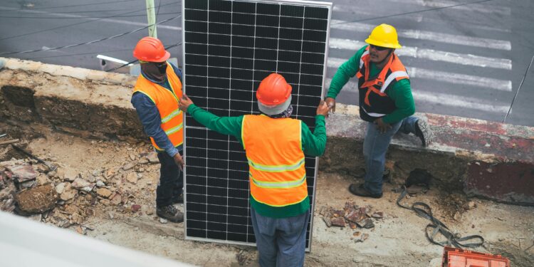 Arbeitsunfälle in Serie: Tote und Schwerverletzte