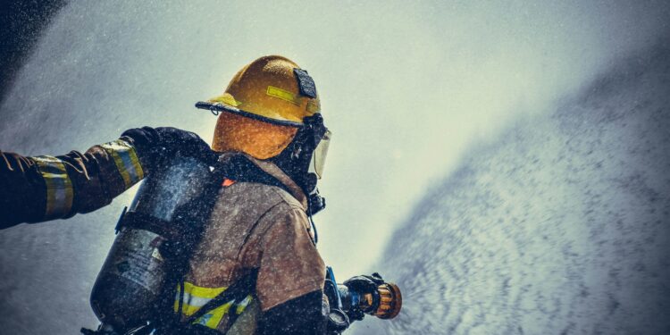 Brand in Asylunterkunft: Hausbesitzerin angeklagt