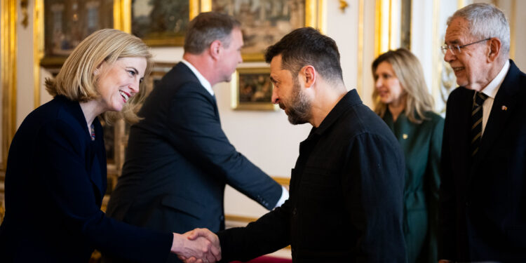 Wiener Lakaien hofieren Kiewer Diktator