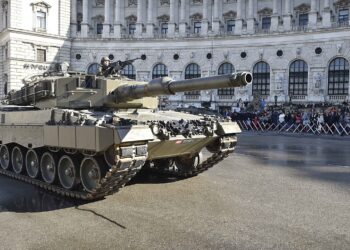 Die Regierung der Panzer und Konzerne