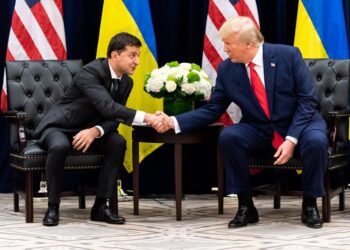 Ein Kriegstreiber wird willkommen geheißen