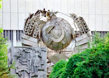 Kriminalisierung der Opposition: Kommunistische Parteien verurteilen antikommunistisches Gesetz in Tschechien