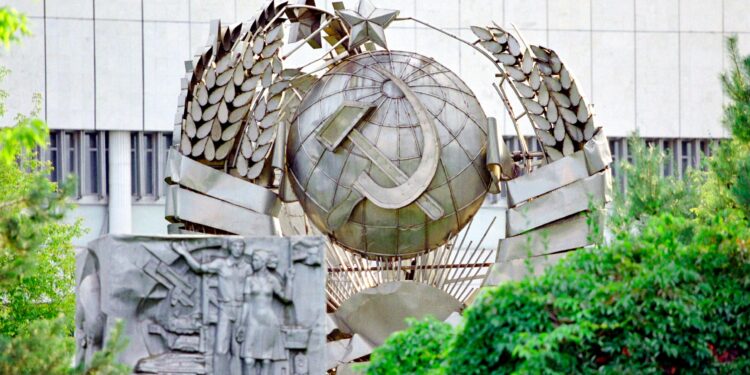 Kriminalisierung der Opposition: Kommunistische Parteien verurteilen antikommunistisches Gesetz in Tschechien