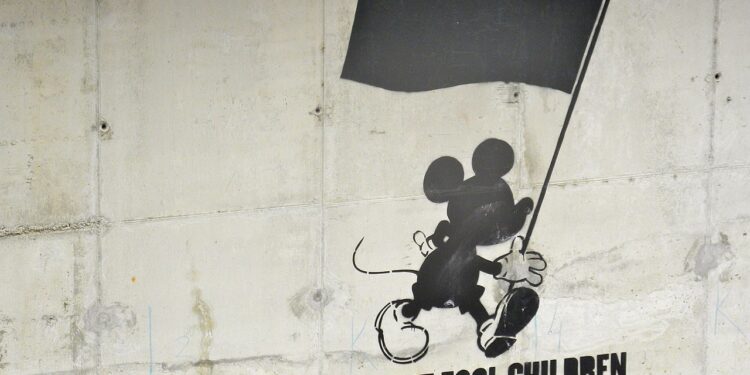 Über 30 Prozent junger US-Amerikaner unterstützen in Umfrage Kommunismus