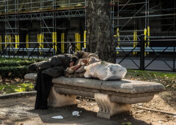 Hitzewelle ohne Zuflucht – Obdachlose in Kärnten besonders betroffen