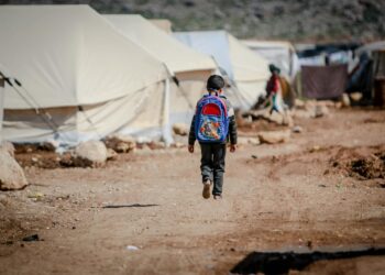 UNO warnt: Zivilisation am Kollaps – aber Kohle für Banken, Konzerne und Rüstung