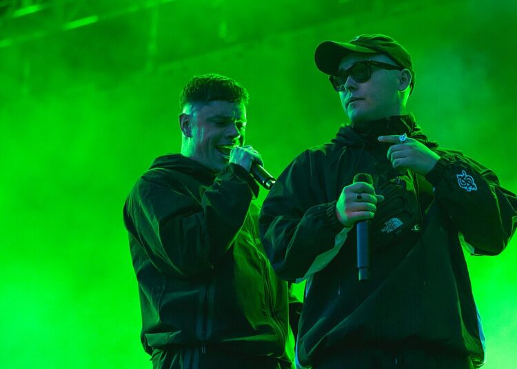 Veranstalter knickt ein: Kneecap-Konzert abgesagt