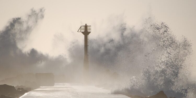 Vietnam und China bereiten sich auf schweren Taifun vor – Massen­evakuierungen und höchste Warnstufen