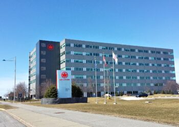 Air-Canada-Flugbegleiter lehnen Lohnangebot mit 99 Prozent ab