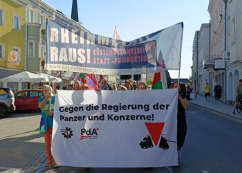 Rheinmetall Raus – Protestaktion gegen die Hochrüstung