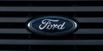 Ford streicht Tausende Stellen in Köln