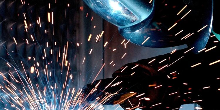 Metaller-Abschluss: Gewinne gesichert, Löhne gekürzt