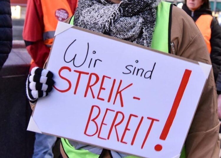 Sozialwirtschaft: Unternehmer provozieren, Belegschaften kampfbereit